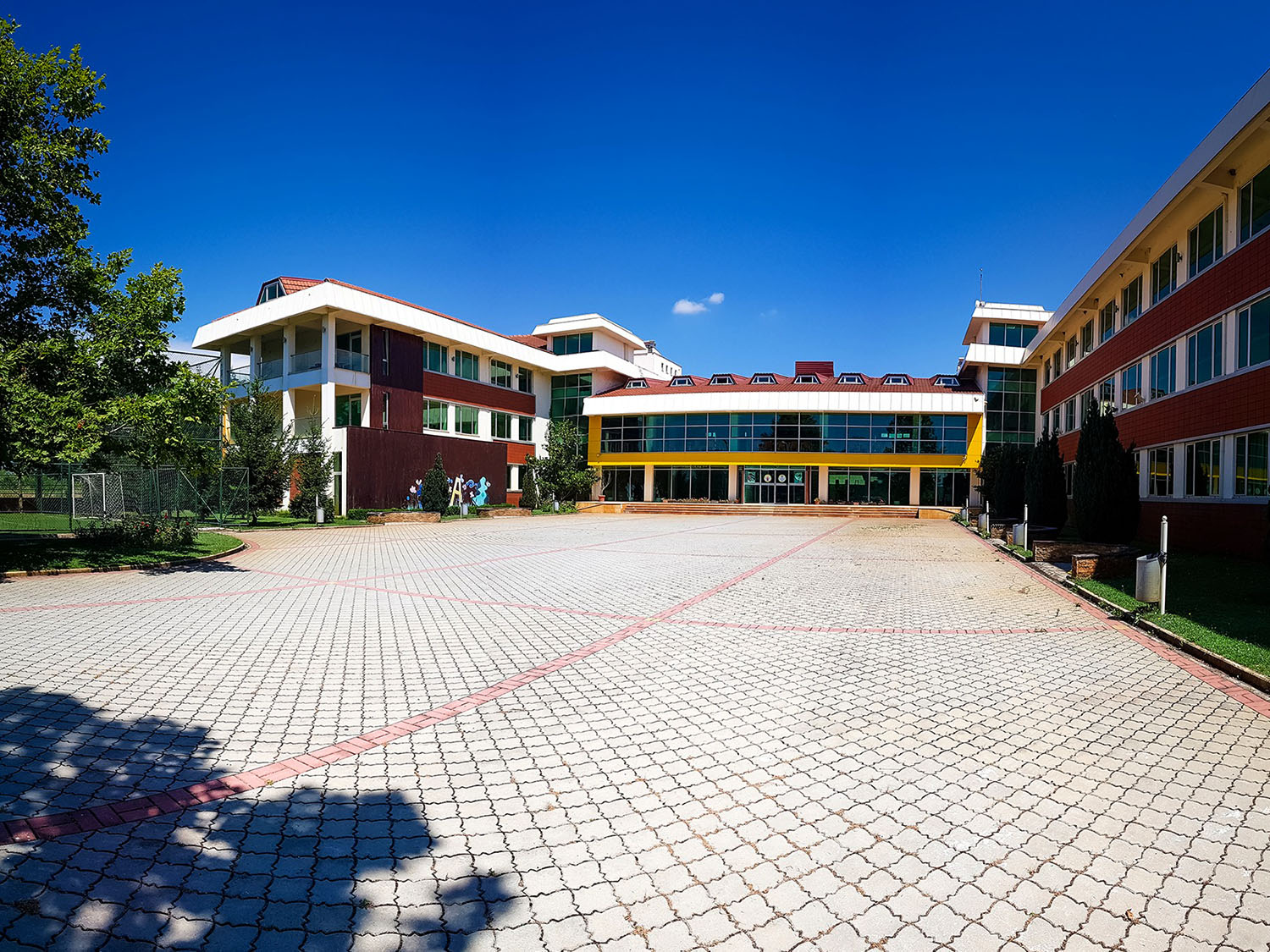 Yahya Kemal College Struga