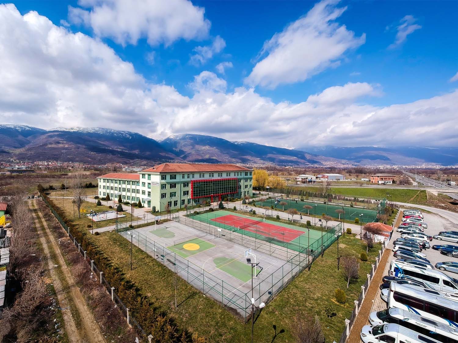 Yahya Kemal College Tetovo